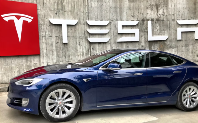 Deonice kompanije Tesla pale za 5% nakon Maskove prezentacije