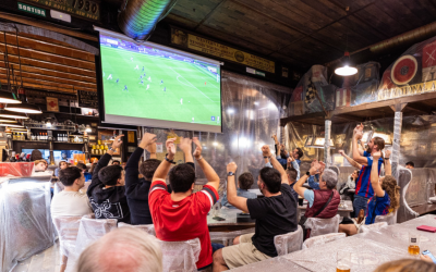 Ovaj sportski bar će vas oduševiti, osmišljen da štiti vaše uređaje tokom  fudbalske euforije